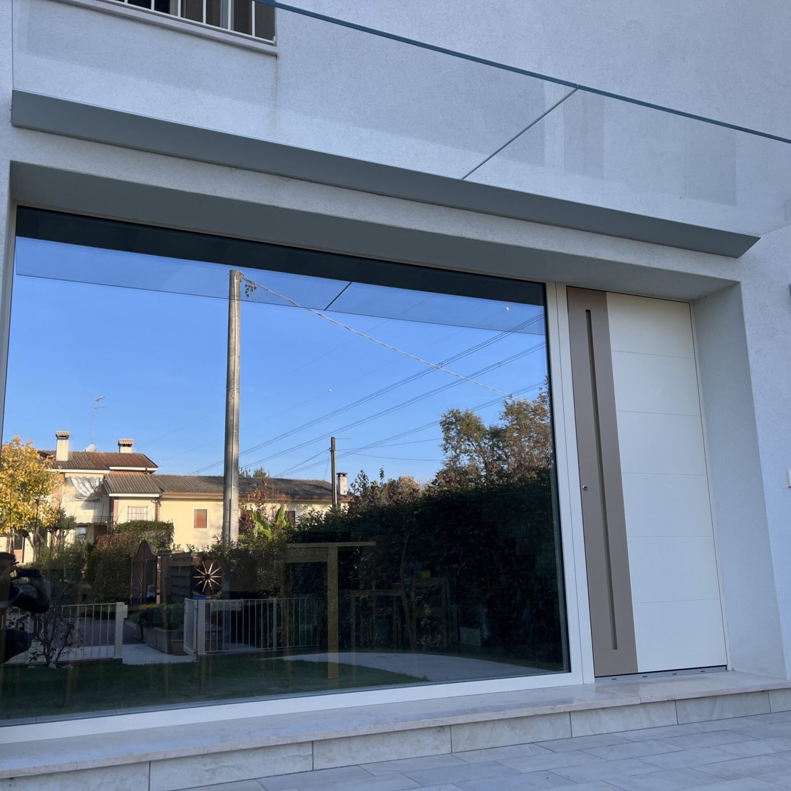 Pensilina in vetro stratificato per il giardino
